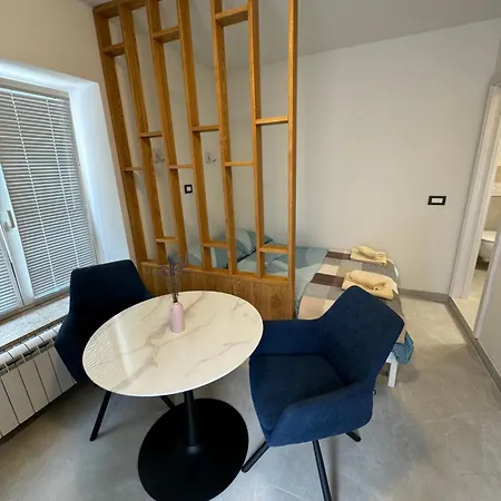 Rocco Apartment 公寓 皮兰
